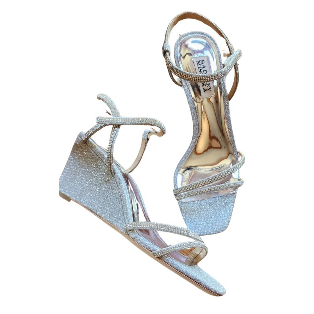 NEW BAGLEY MISCHKA Unity Metallic Silver Wedge Sandals Size 8 w/box and bag